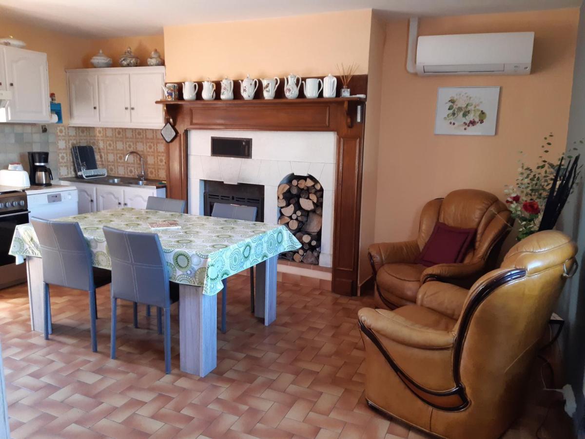 Gite Des Croix Bancaud Jumilhac-le-Grand Eksteriør billede